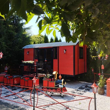 Penzion Restaurace U Helferu Libun Ngoại thất bức ảnh