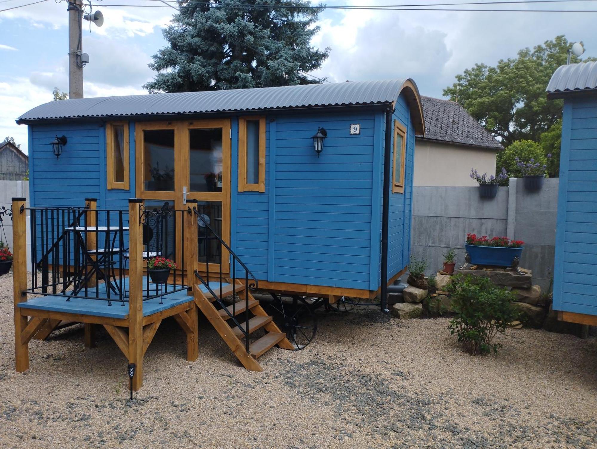 Penzion Restaurace U Helferu Libun Ngoại thất bức ảnh