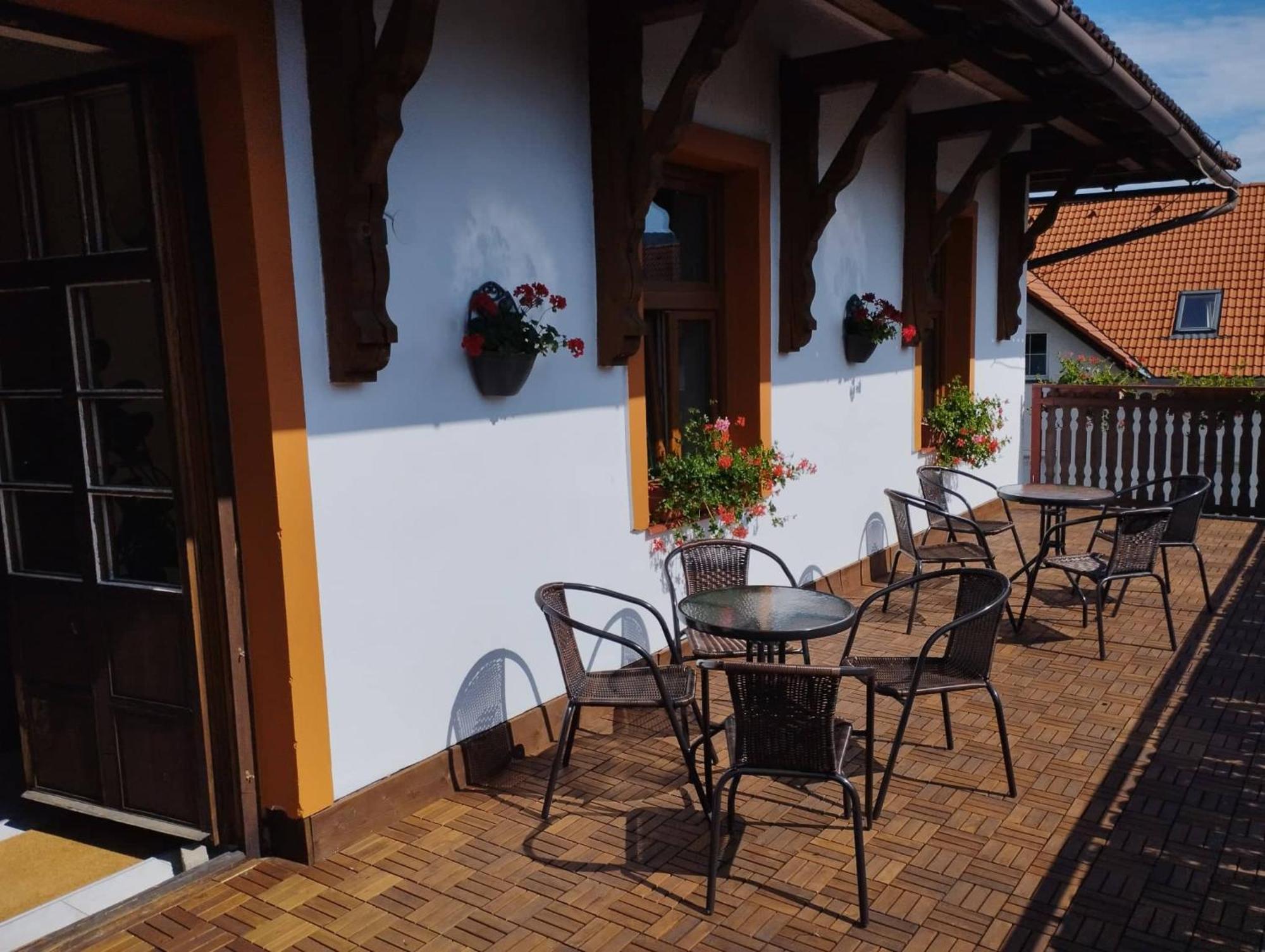 Penzion Restaurace U Helferu Libun Ngoại thất bức ảnh