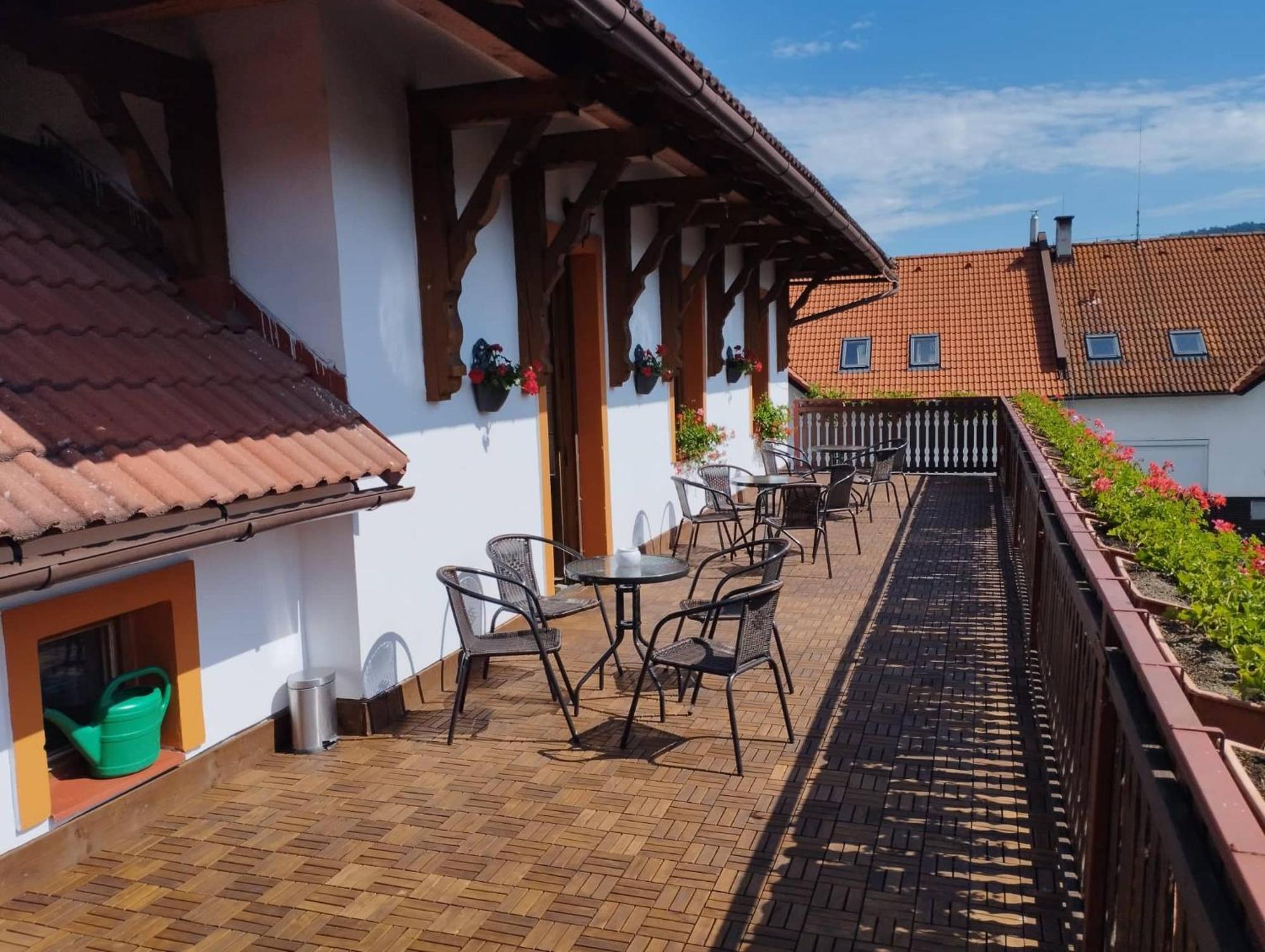 Penzion Restaurace U Helferu Libun Ngoại thất bức ảnh