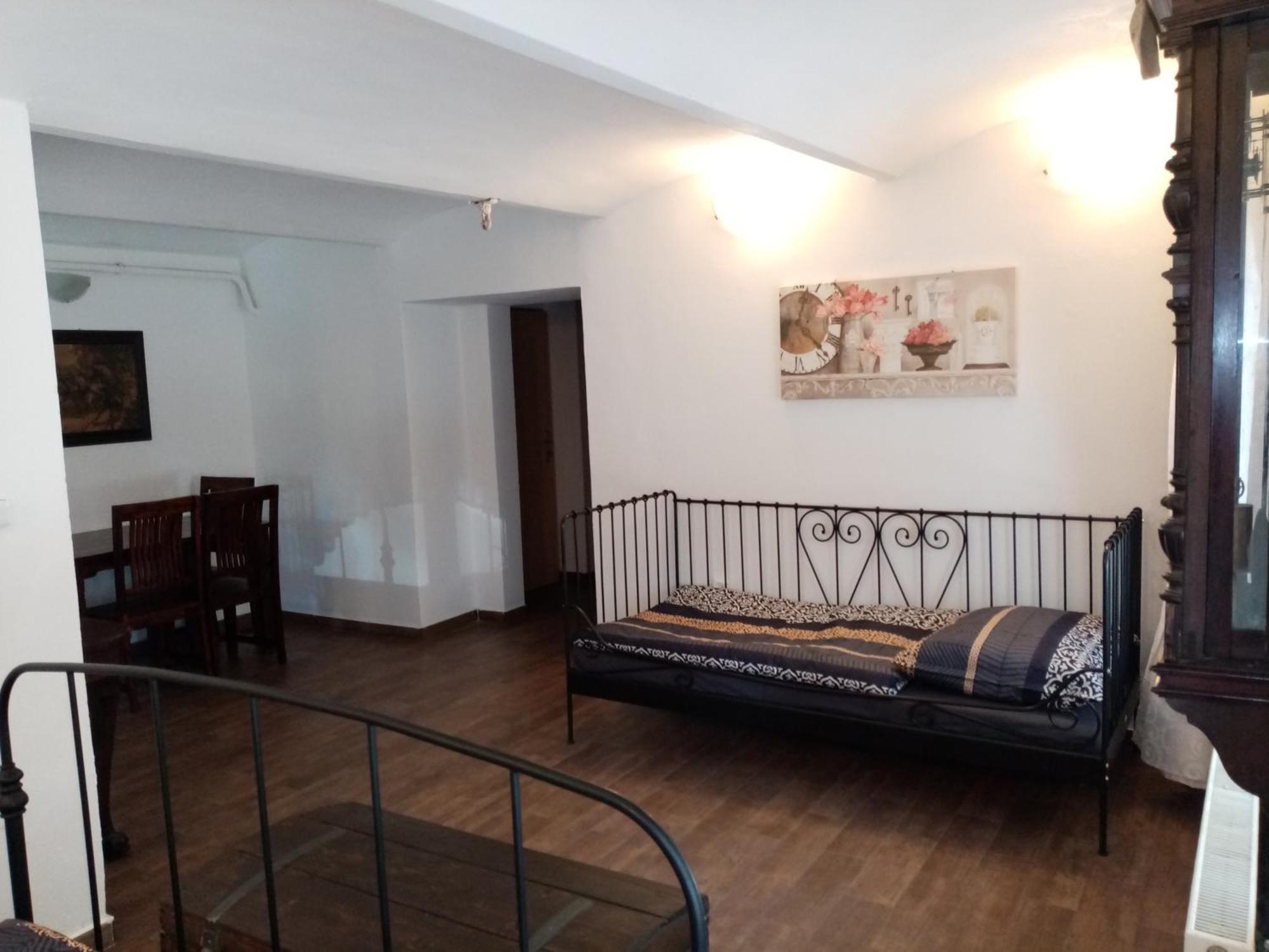 Penzion Restaurace U Helferu Libun Ngoại thất bức ảnh
